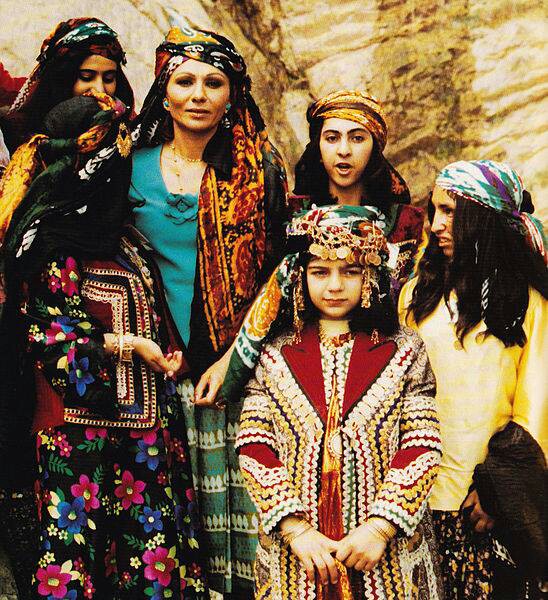 لباس محلی زنان خرم آباد، لباس سنتی زنان لرستان و خرم آباد